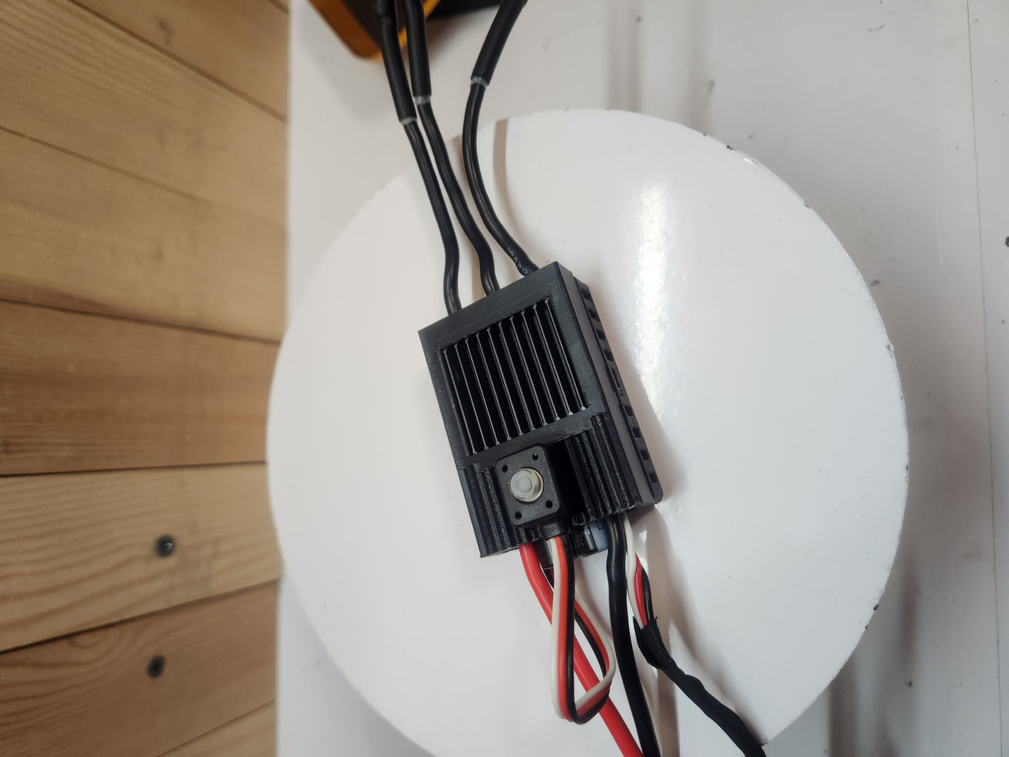 Rhino 80a esc mount/case