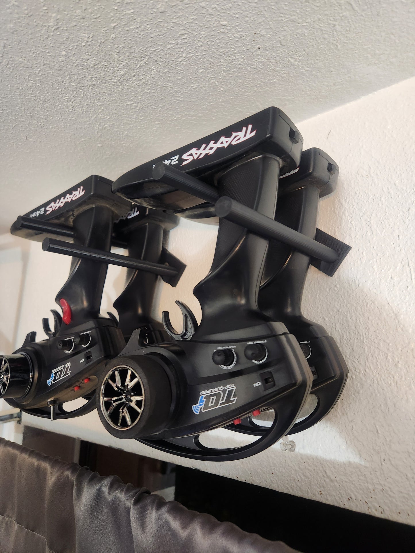 Rc remote wall mounts