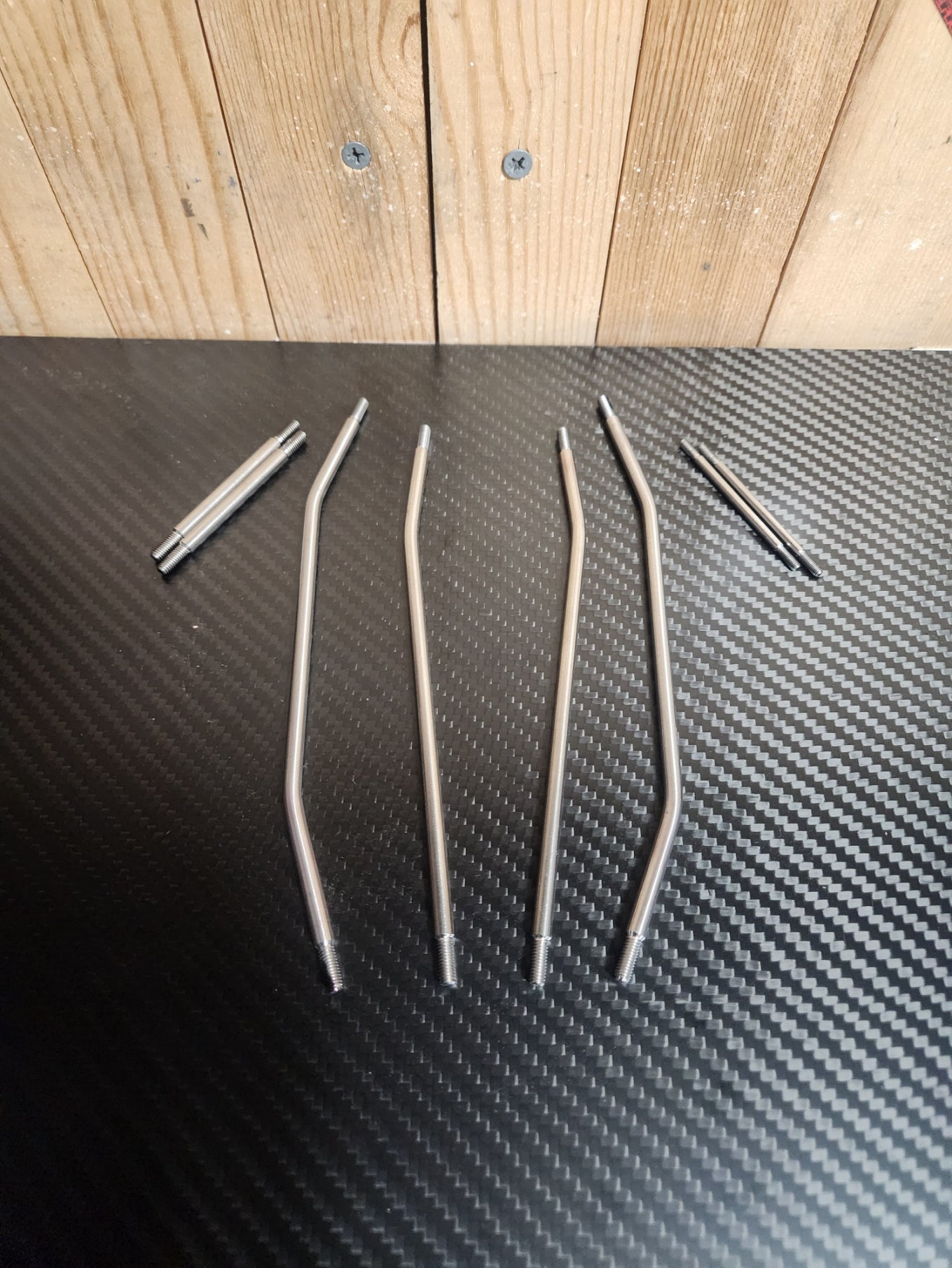 Sicarius double bent links w/ rod ends