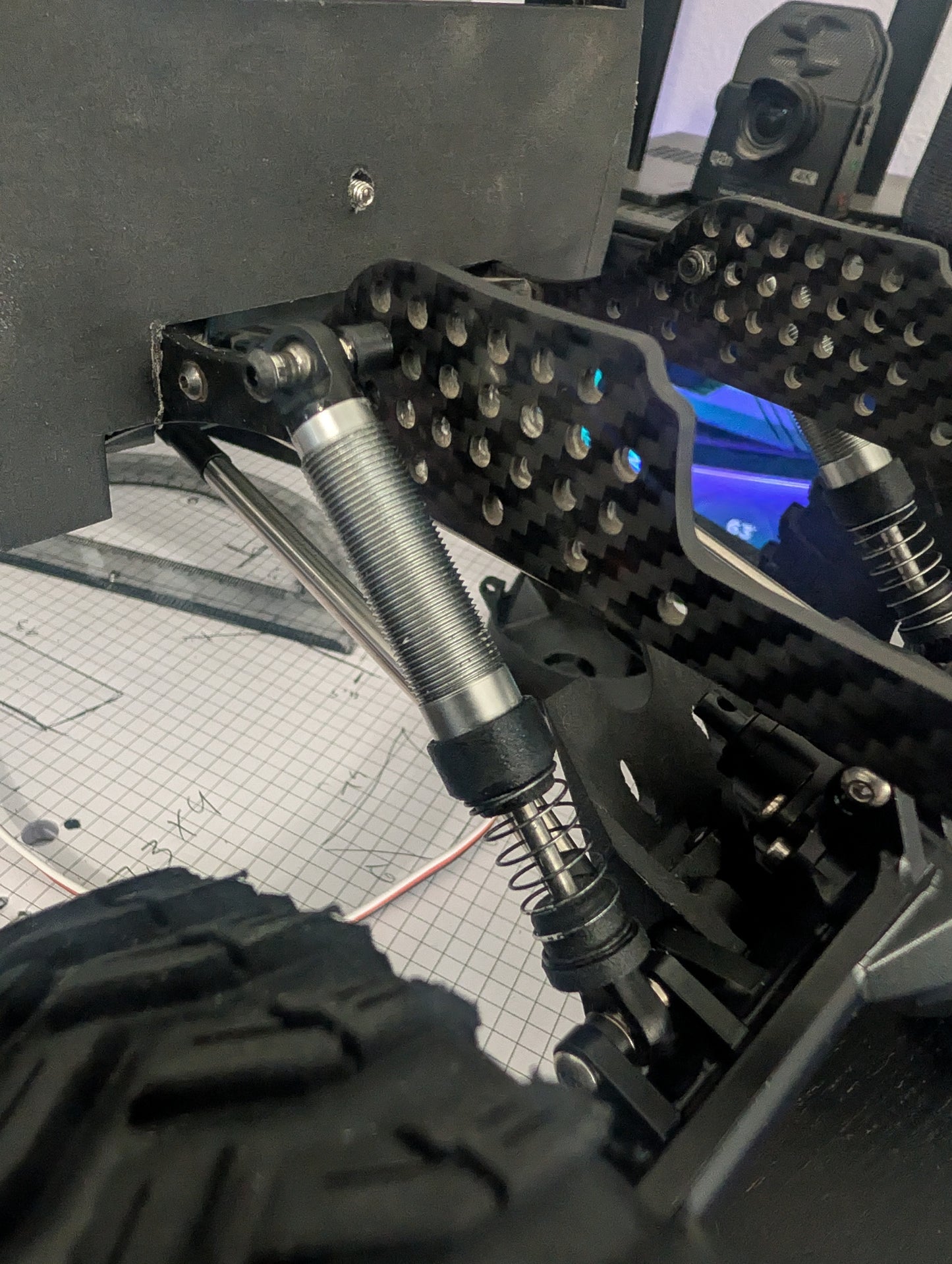 Traxxas GTS Shock perches